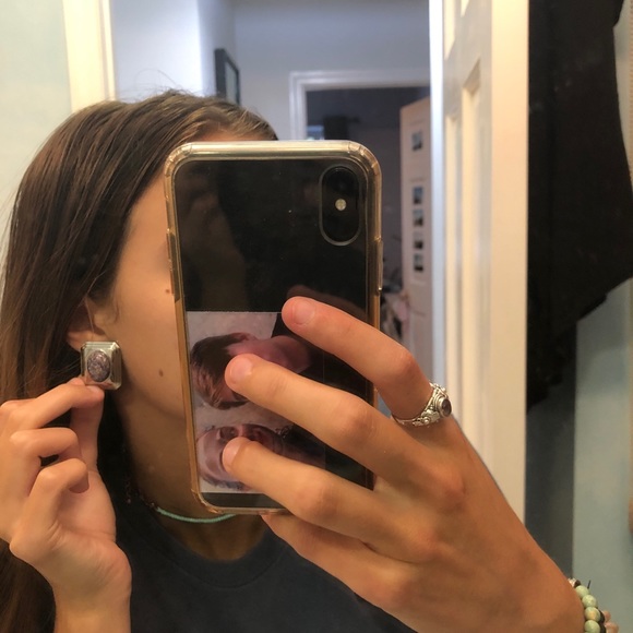 Silver earrings with purple stone - Picture 6 of 6